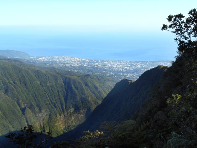 Au belvédère, même encombré, les vues sont beaucoup plus larges