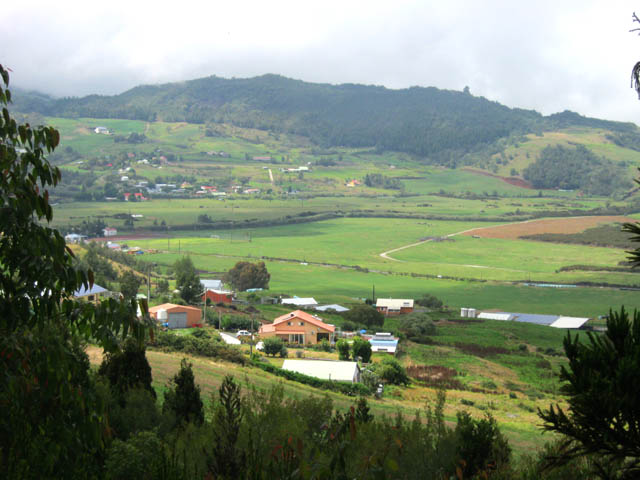 Panorama sur les premières habitations de la Grande Ferme