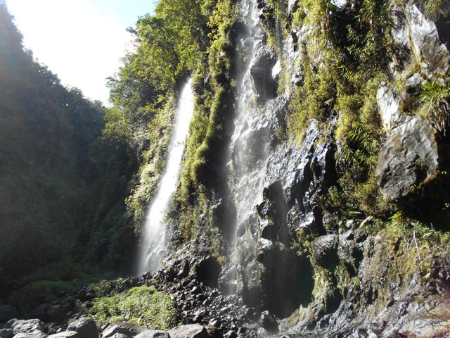 Et toujours ces petites chutes venant du rempart