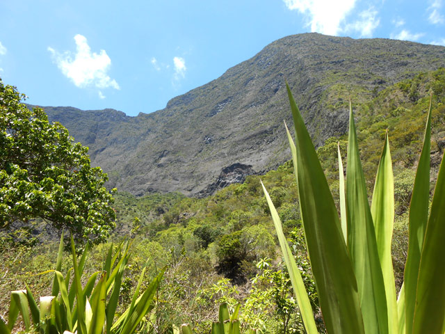 La Crête de la Marianne, impressionnante depuis le bas de la rivière