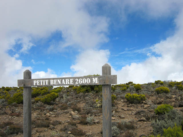 Le terrain aride du Petit Bénare
