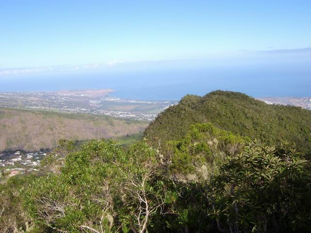 Panorama sur Saint-Paul depuis le sentier des Lataniers