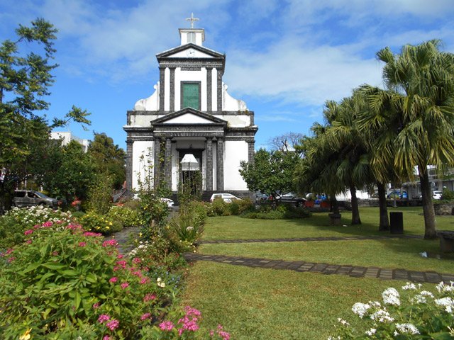 Petite visite en passant à l'église de la ville
