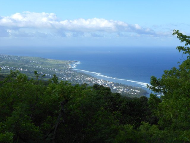 Point de vue sur Saint-Leu et la Pointe au Sel