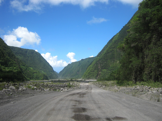 Un peu plus de 3 km de poussière et de bruit mais de la piste