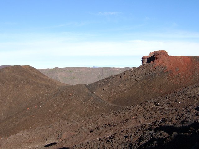 Le sentier est très bien marqué par les centaines de passages