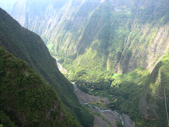 Le Bras de la Plaine, 600 m plus bas
