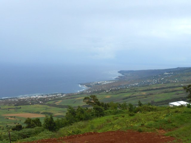 Larges points de vue sur le lagon et les villes littorales