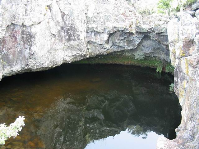 Un des très nombreux trous d'eau rencontrés lors de la marche