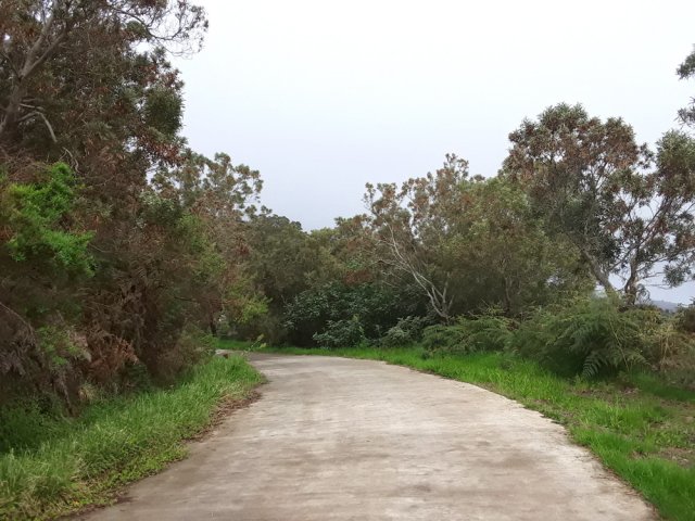 Deux minutes de béton pour rejoindre le parking