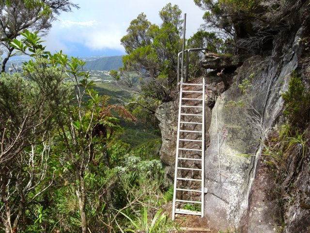La première grande échelle, bien sécurisée