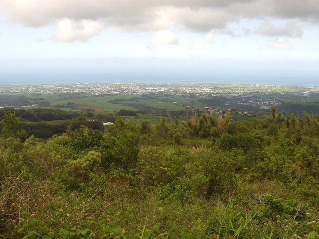 Panoramas sur Ste-Suzanne en début de montée