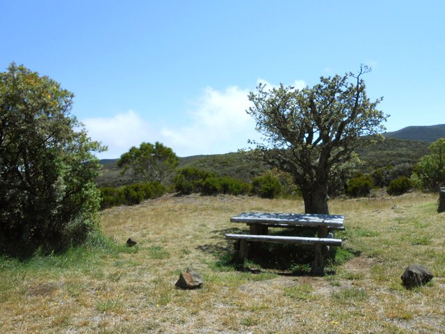Table de pique-nique du Nez de Bœuf, fin de la longue boucle