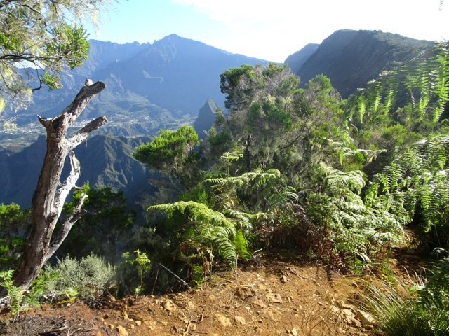 A certains endroits, le sentier passe au plus près du vide