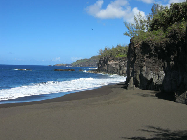L'arrivée à la plage de Petit Sable