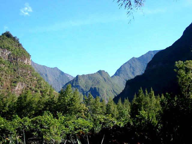 Vers le Nez de Bouf et le Plateau des Cascades