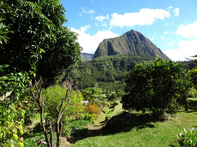 L'agréable îlet à Malheur et le Piton Cabris