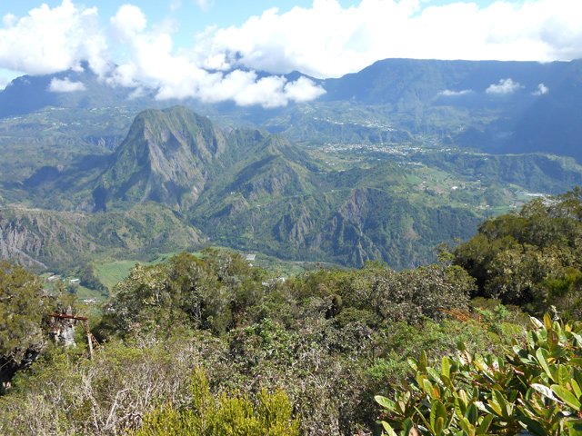 Point de vue sur Salazie depuis le belvédère