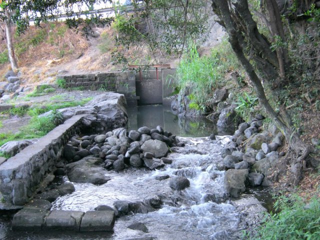 Le début du Canal Saint-Étienne, depuis longtemps abandonné