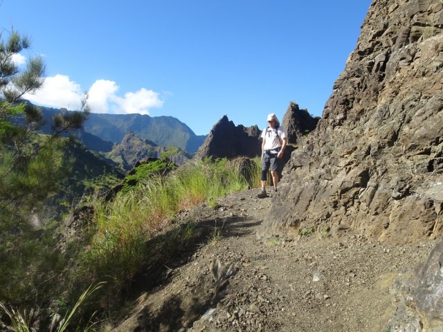 Si le sol est trop sableux, prudence pour éviter une chute vertigineuse