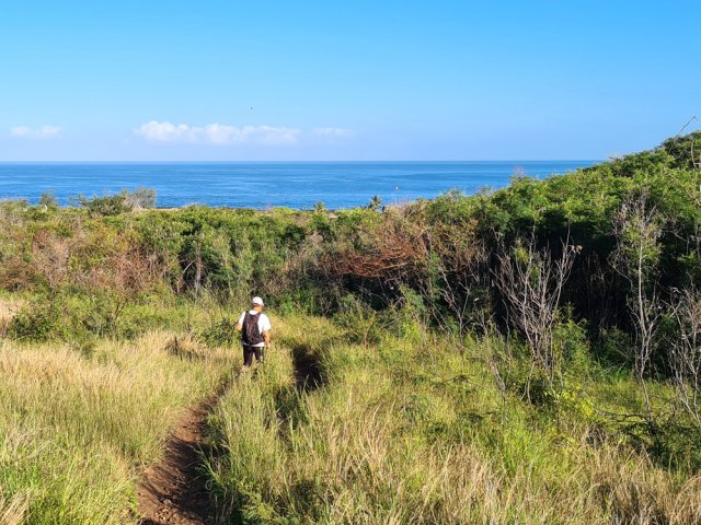 Agréable sentier étroit, parfois glissant
