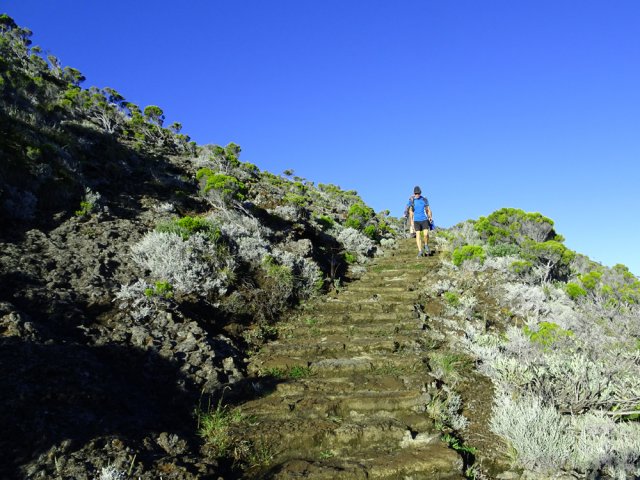 La fin de la jonction s'effectue sur de nombreuses marches