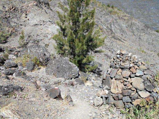 La grand cairn dans la montée vers Marla