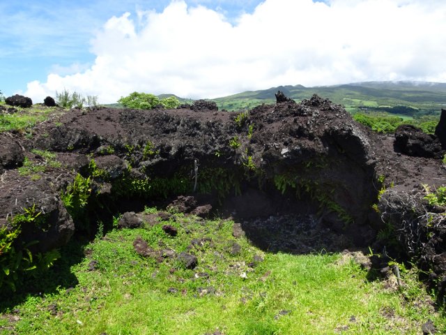 Un vestige de tunnel de lave de 1977