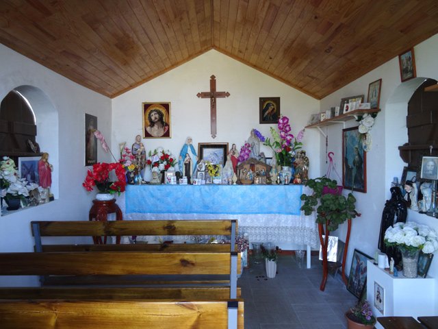 L'intérieur de la chapelle