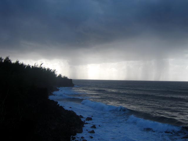 Une météo hélas habituelle dans cette région. Prévoir toujours des vêtements de pluie