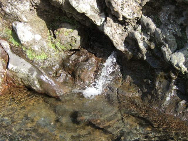 De la bonne eau claire, limpide et potable