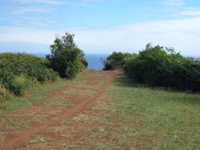 Le début du Chemin des Anglais si on décide de poursuivre vers la Possession