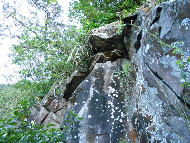 Passage au plus près de la zone rocheuse, bientôt la fin de la montée