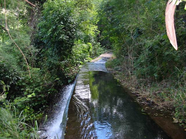 Un des deux canaux : l'inférieur