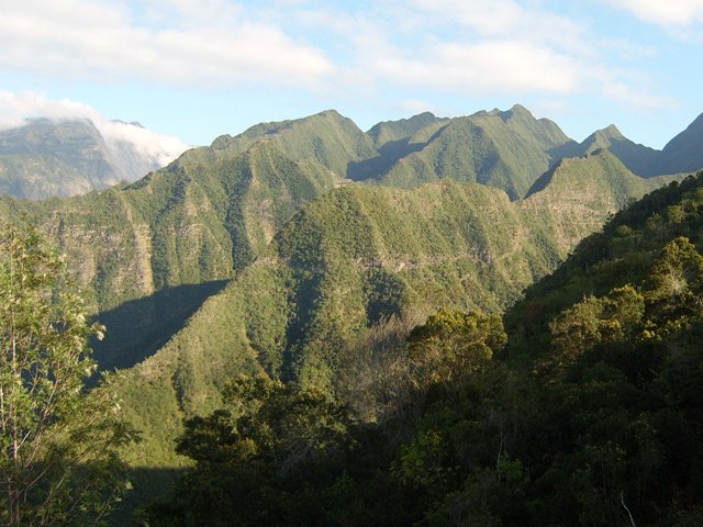 On ne se lasse jamais de ce paysage de crêtes parallèles