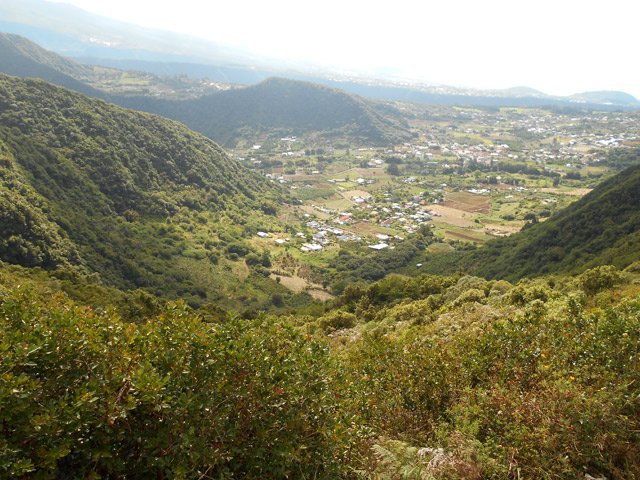 Panorama sur la Plaine des Grègues depuis l'aire de décollage