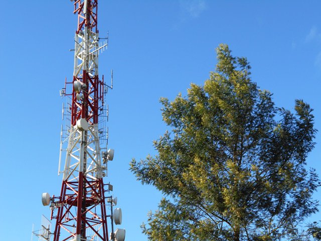 Le relais qui sert de repère à la région de Petite Île