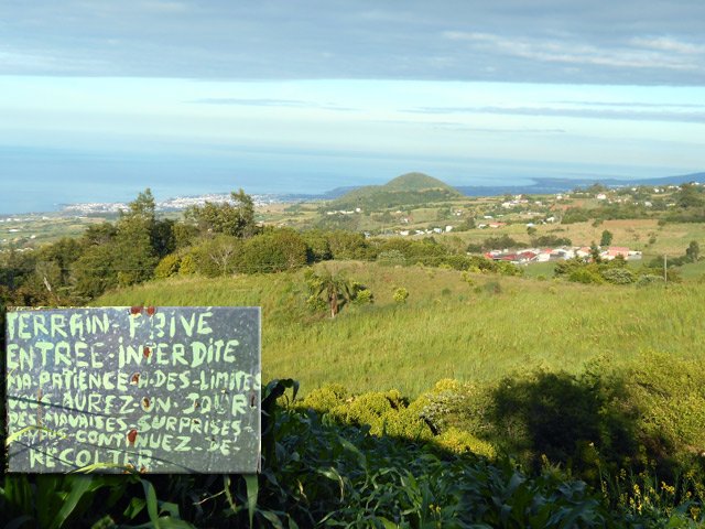 Marcher un peu pour profiter du panorama mais ne pas dépasser certaines limites !