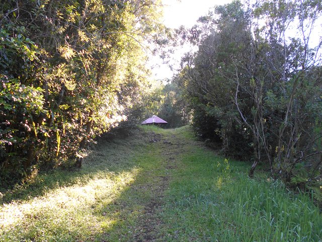 Le kiosque au départ du sentier vers les Puys Ramond