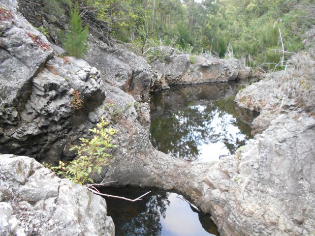 En prenant garde, on peut descendre près du Bassin Michel