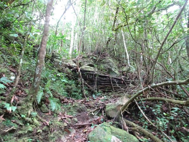 Très forte pente pour la remontée en rive droite