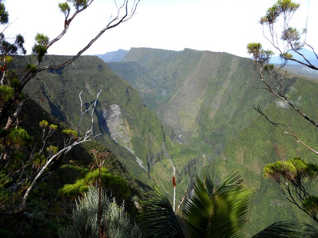 Le dernier point de vue sur la Rivière avant de pénétrer dans la forêt de bois de couleurs