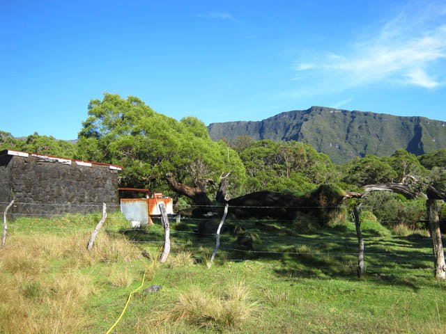 La bergerie du Camp Marcelin qui marque le début de la plaine de pâturages