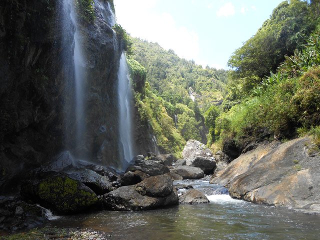 Il faut ici choisir entre 70 cm d'eau ou la pluie de la chute