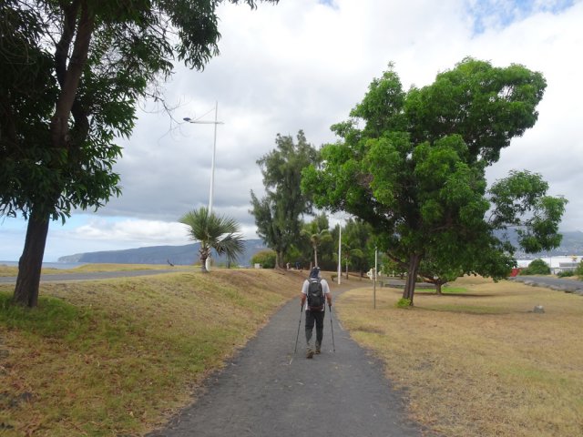 Éviter le circuit pris à l'aller afin de créer une boucle