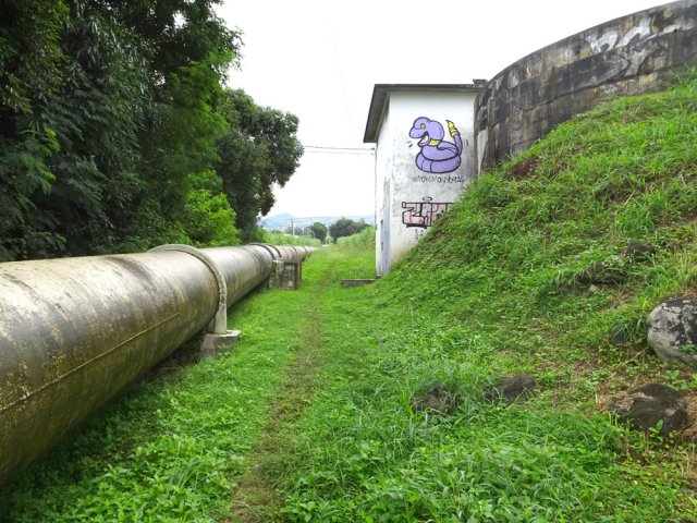 Un réservoir intermédiaire indépendant de la canalisation