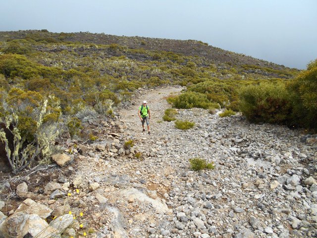 Deux kilomètres plus loin, toujours des cailloux