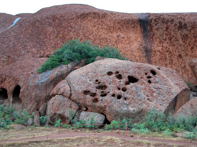 Tout est là pour créer ces superstitions