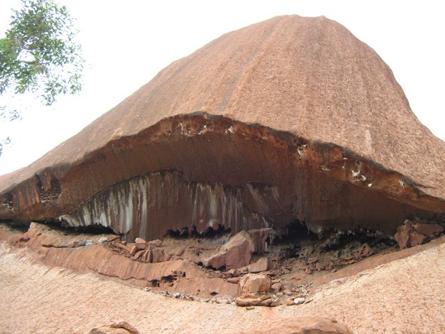 Une lèvre semble s'être soulevée
