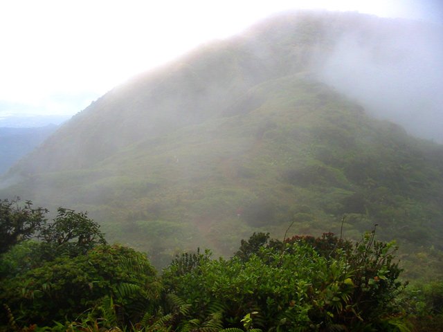 La poursuite vers le sud est vite gâchée par l'arrivée des nuages